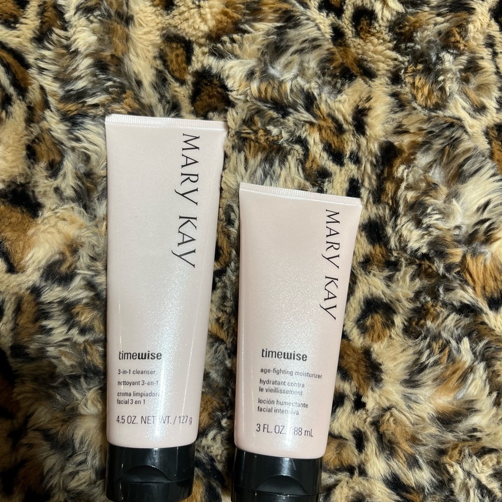 Mary Kay Timewise Skincare Duo - Black and Cream